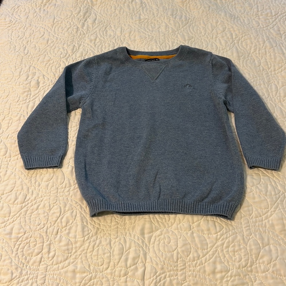 Boy sweater size 3-4